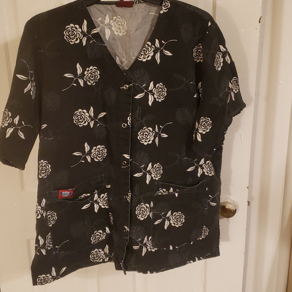 Used Nurses short sleeve jacket
